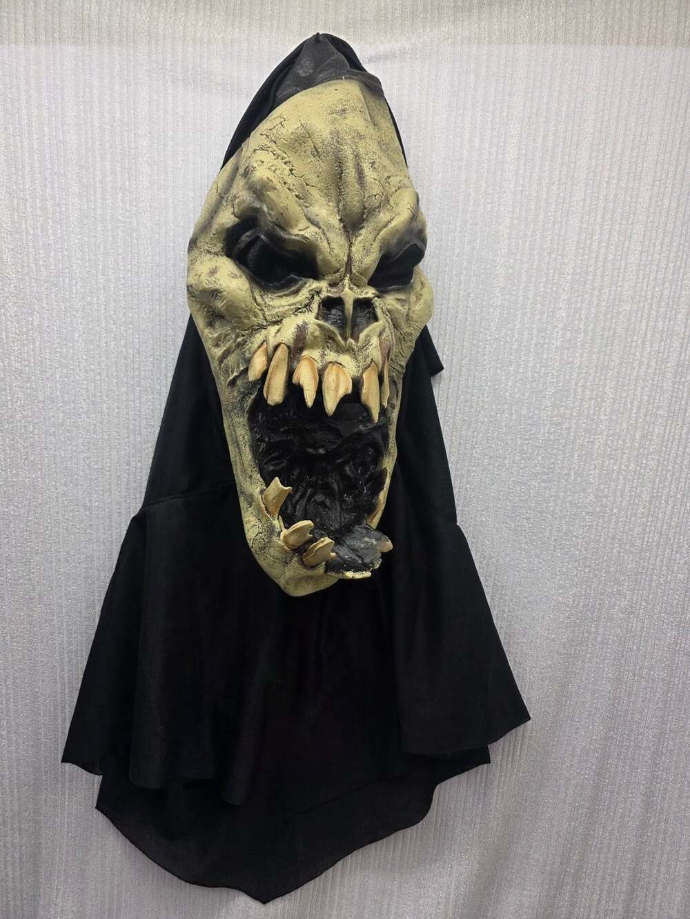 PMG Halloween Monster Mask Hooded Ghoul Costume 2006